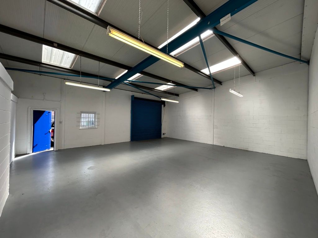 Property photo 3 of 7 Photo 2