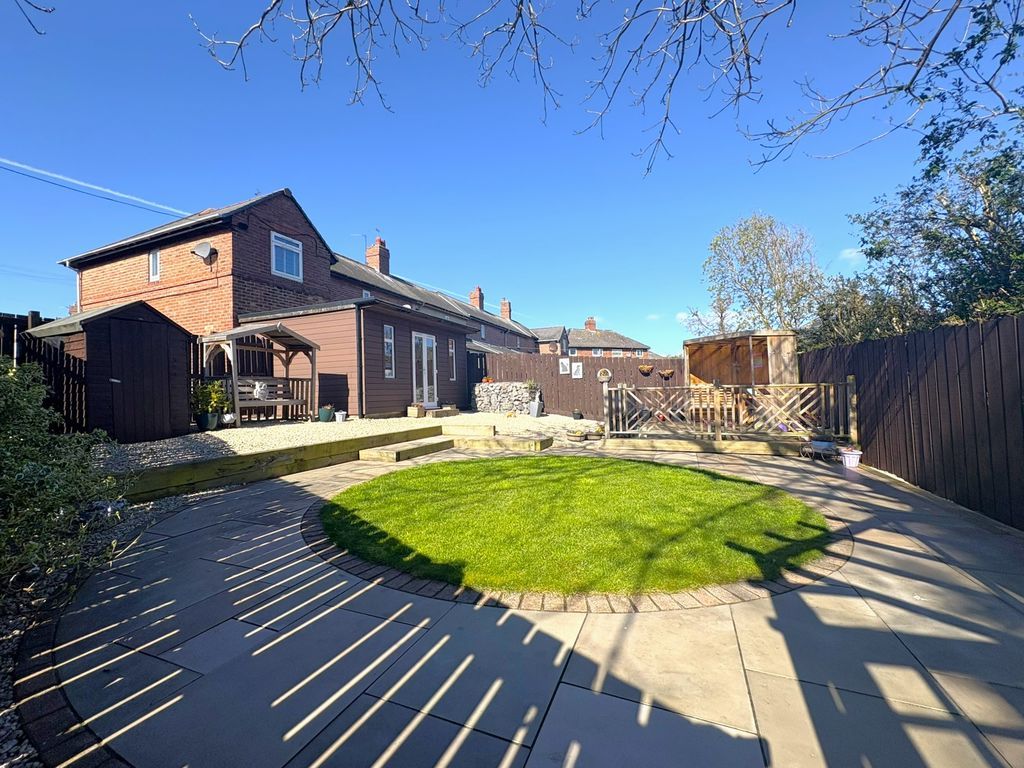 Property photo 1 of 13 Photo 6