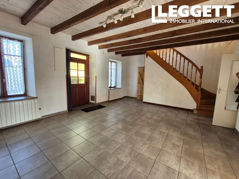 Property photo 3 of 10