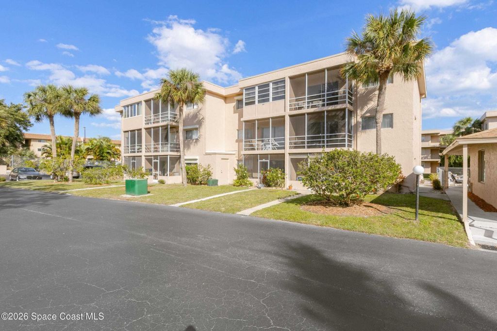 Property photo 1 of 31