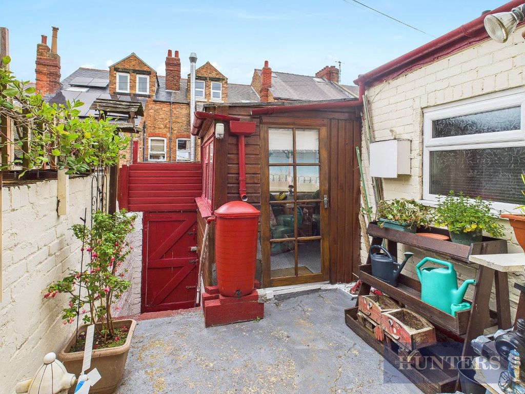 Property photo 2 of 30 Cam05316G0-Pr0179-Still030.Jpg