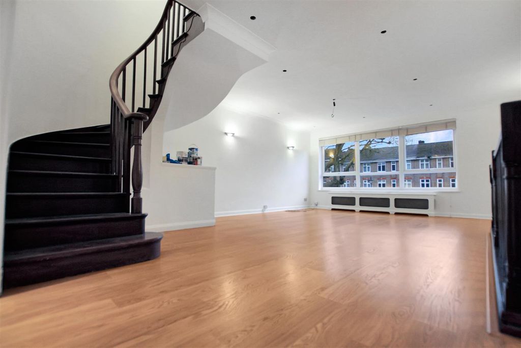 Property photo 2 of 12 Img_4516.Jpg