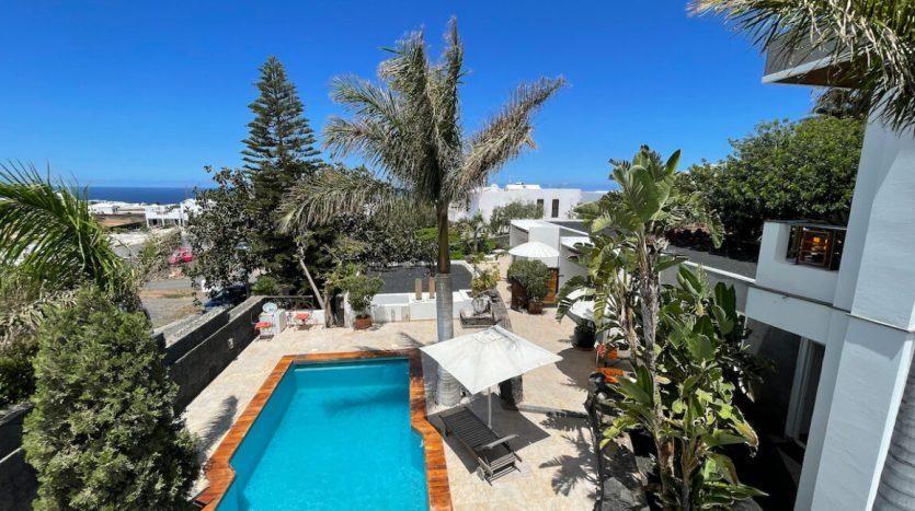 Property photo 3 of 36 <Caption/>
