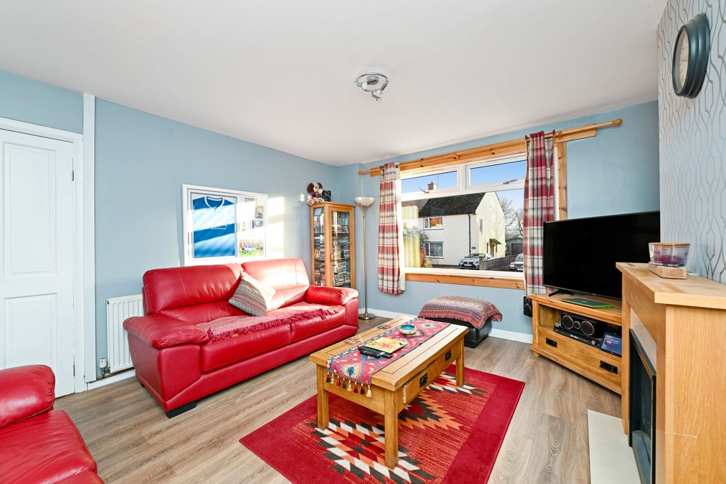 Property photo 2 of 17 Property Image 3