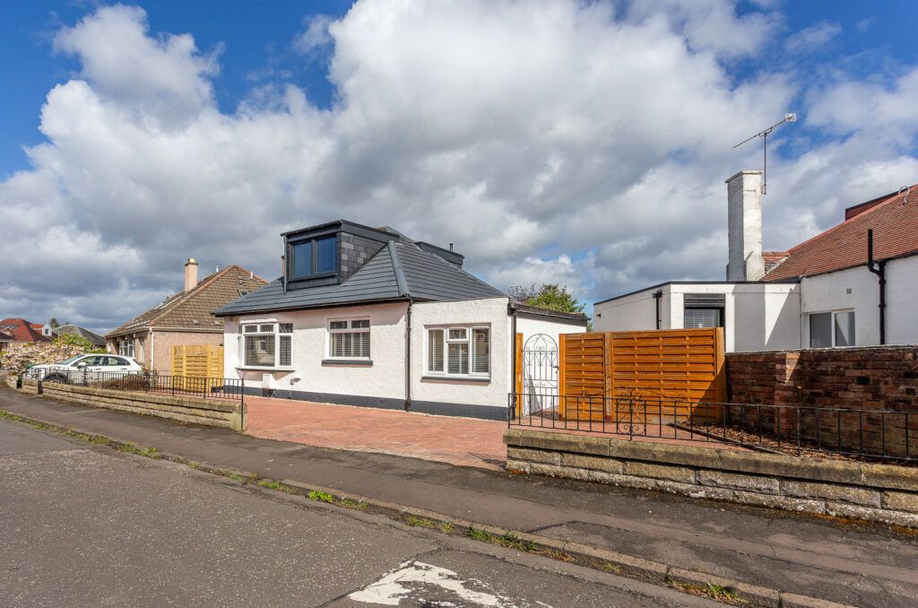 Property photo 1 of 34