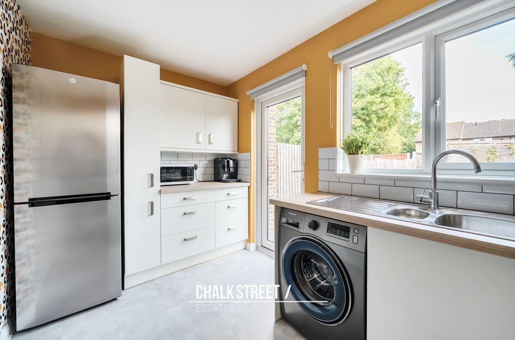 Property photo 3 of 20