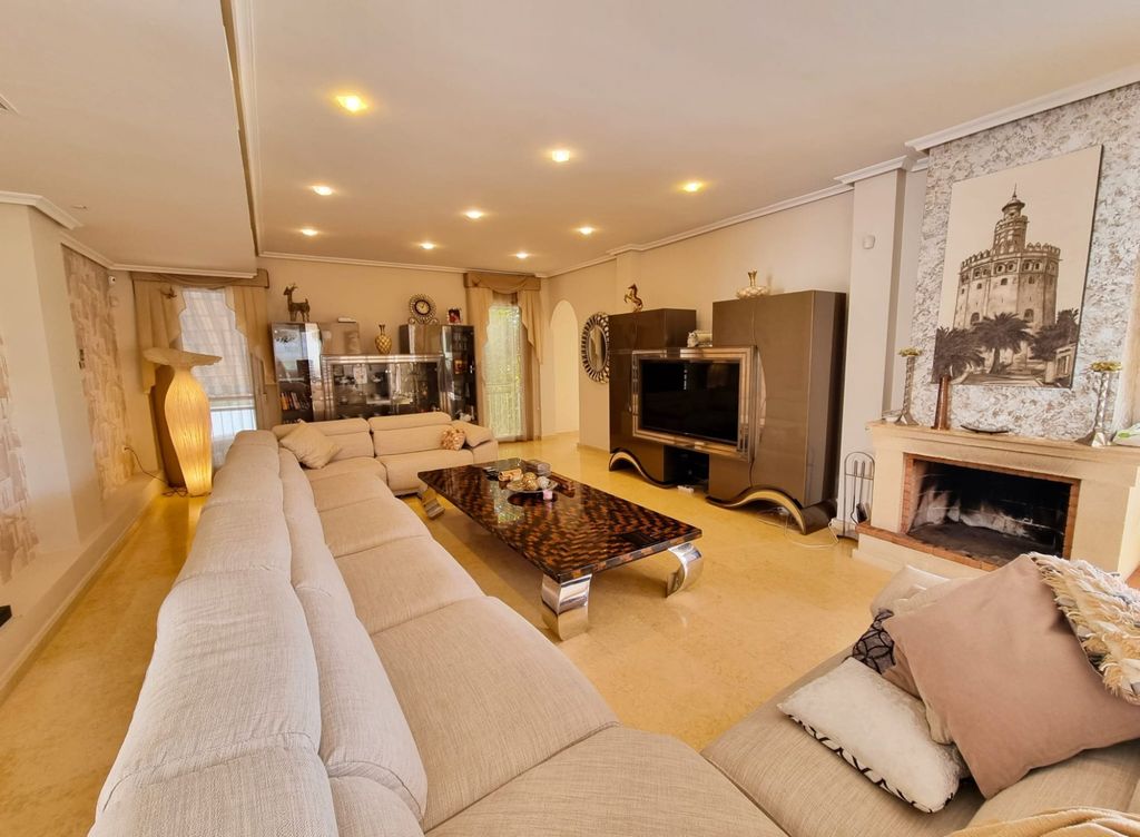 Property photo 3 of 29