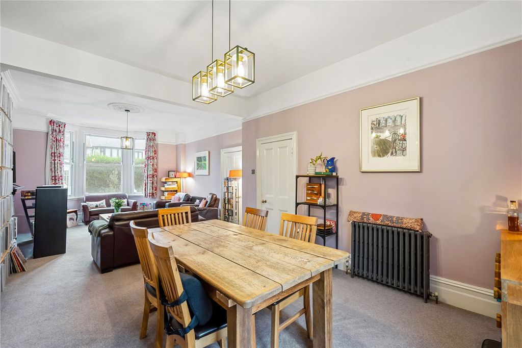 Property photo 3 of 18 Dining