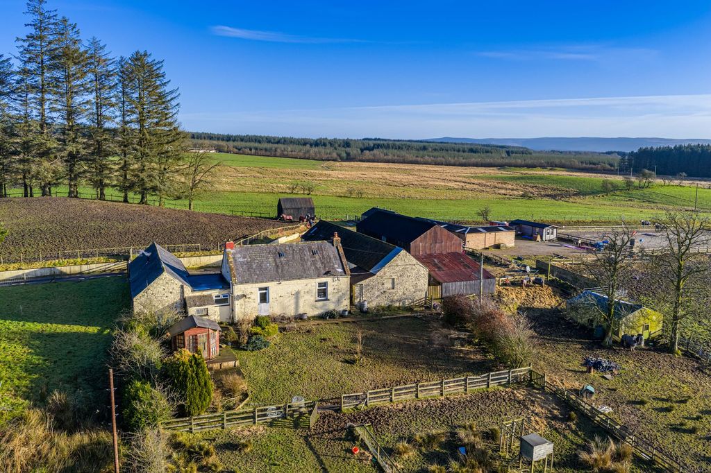 Property photo 1 of 25