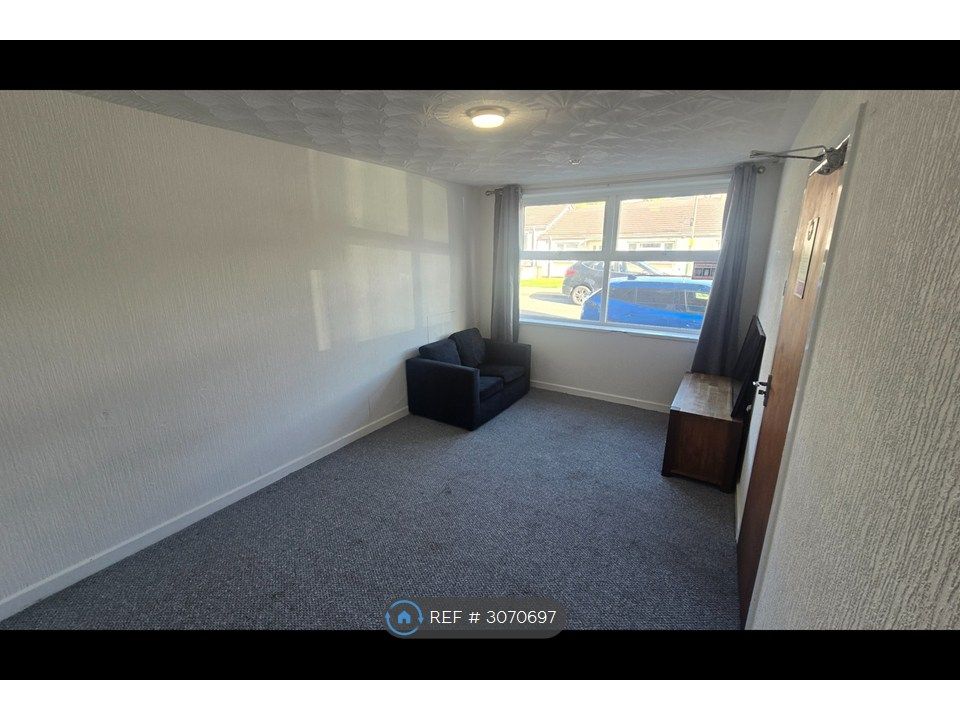 Property photo 2 of 3