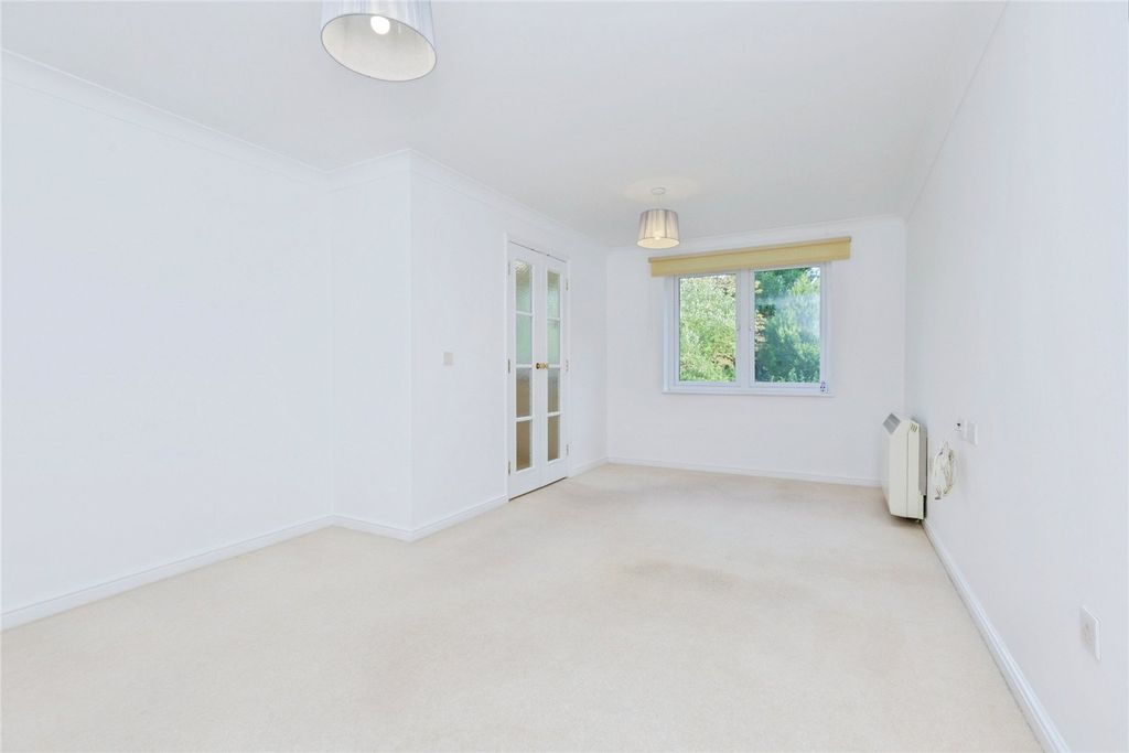 Property photo 2 of 14 Living Room