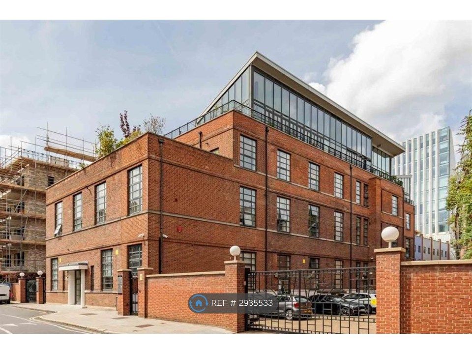 Property photo 1 of 17 La Gare Apartments