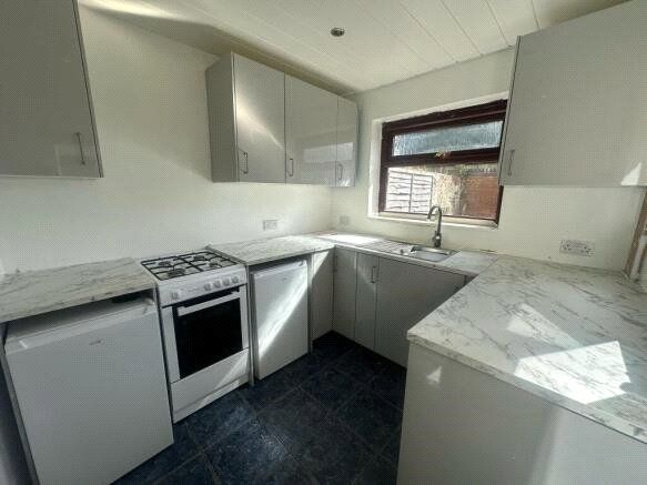 Property photo 3 of 7 Picture No. 02