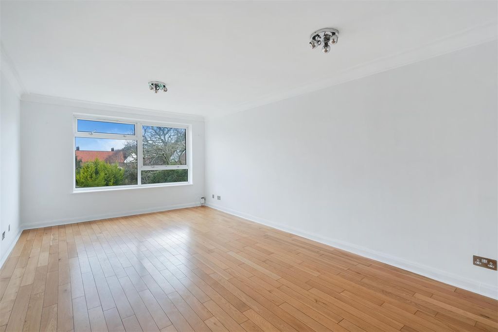 Property photo 2 of 17 Pound Road, 59 (4).Jpg