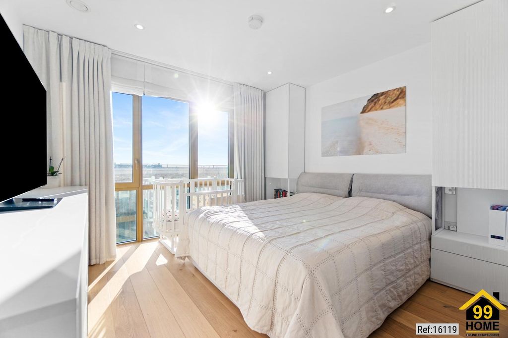 Property photo 2 of 17 Photo 1