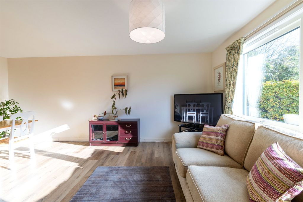 Property photo 3 of 27 Picture No. 03