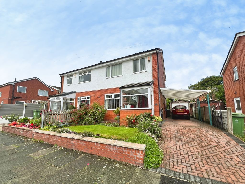 Property photo 1 of 15 External