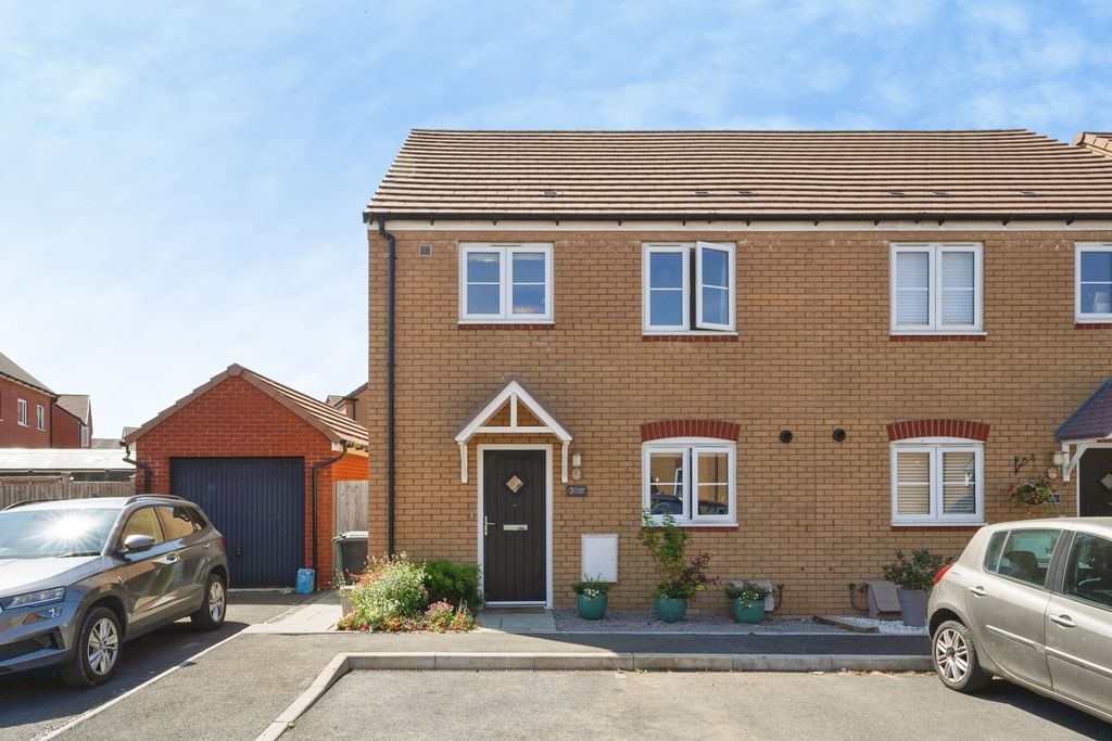 Property photo 1 of 16 Pbox-Img.Jpg