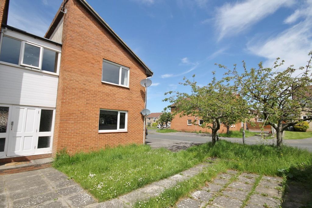 Property photo 1 of 8 External View.Jpg