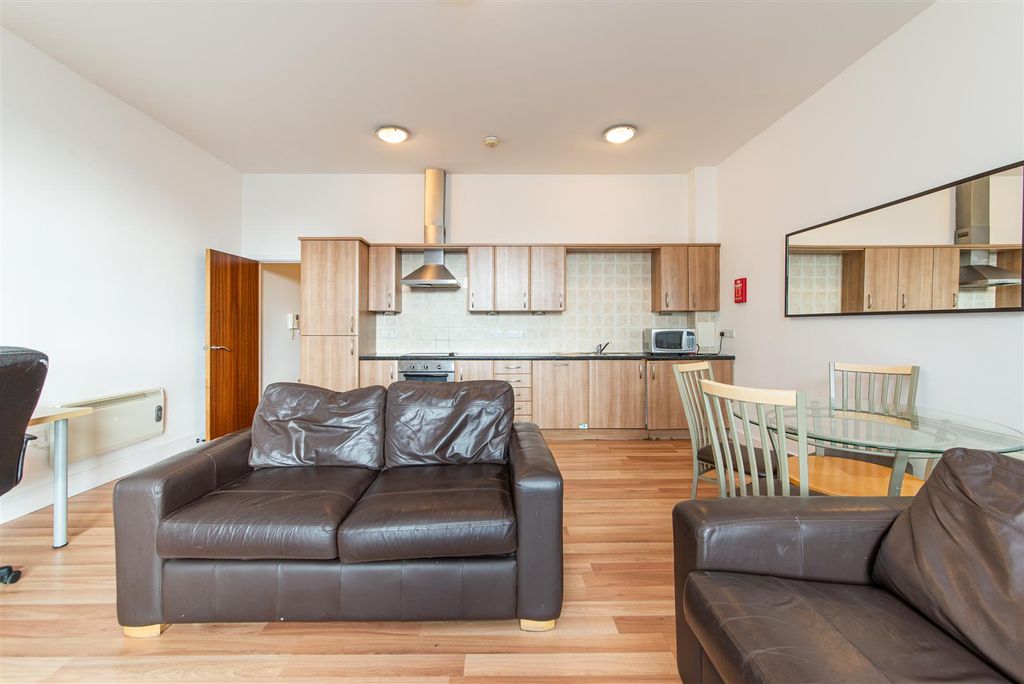 Property photo 3 of 10 W-5551.Jpg