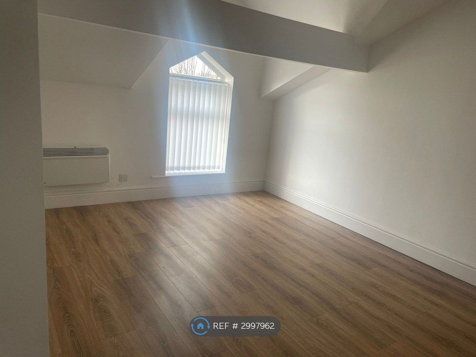 Property photo 3 of 4