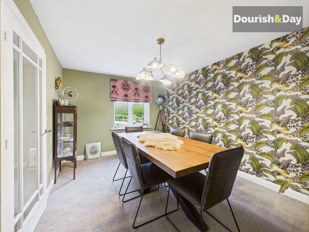 Property photo 3 of 25 Dining Room
