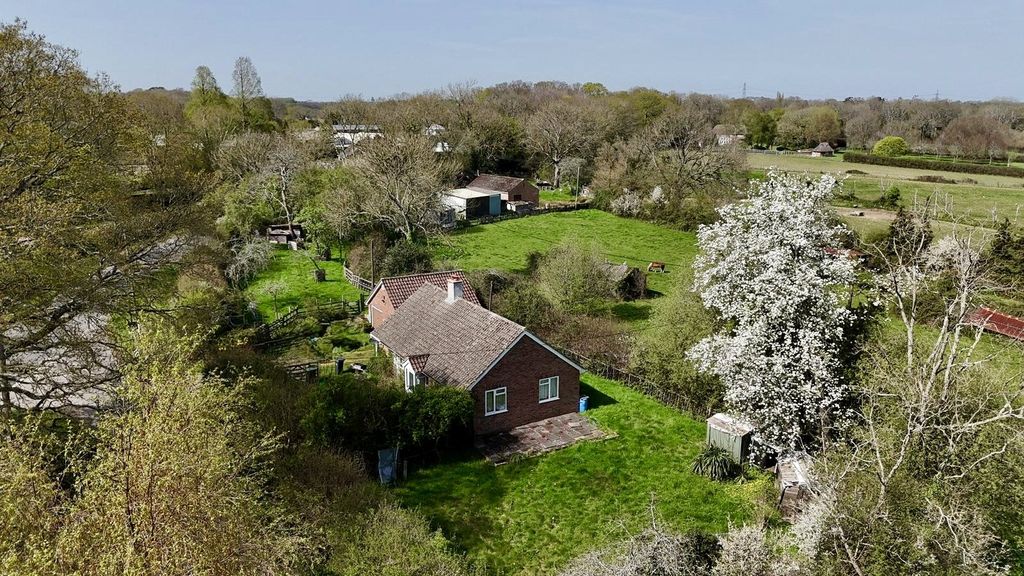 Property photo 2 of 13 Picture No. 27