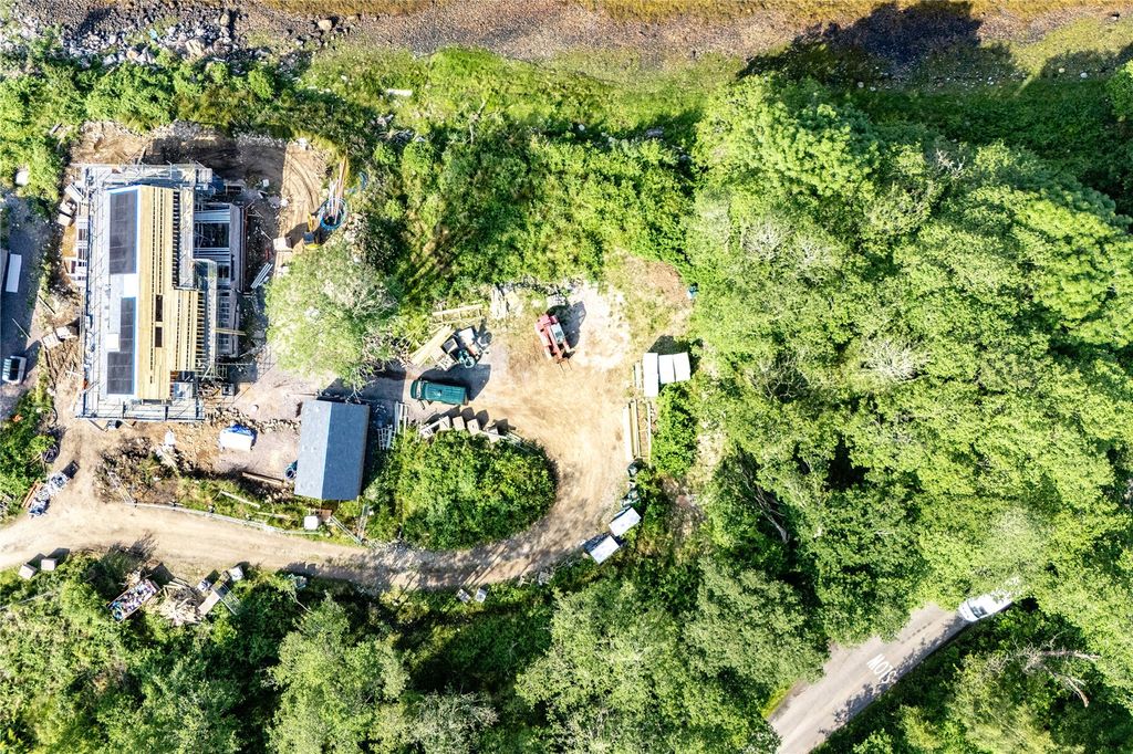 Property photo 3 of 9 Plot