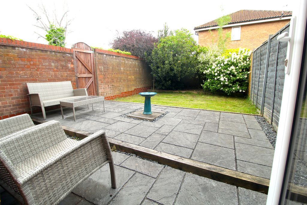 Property photo 1 of 9 Garden