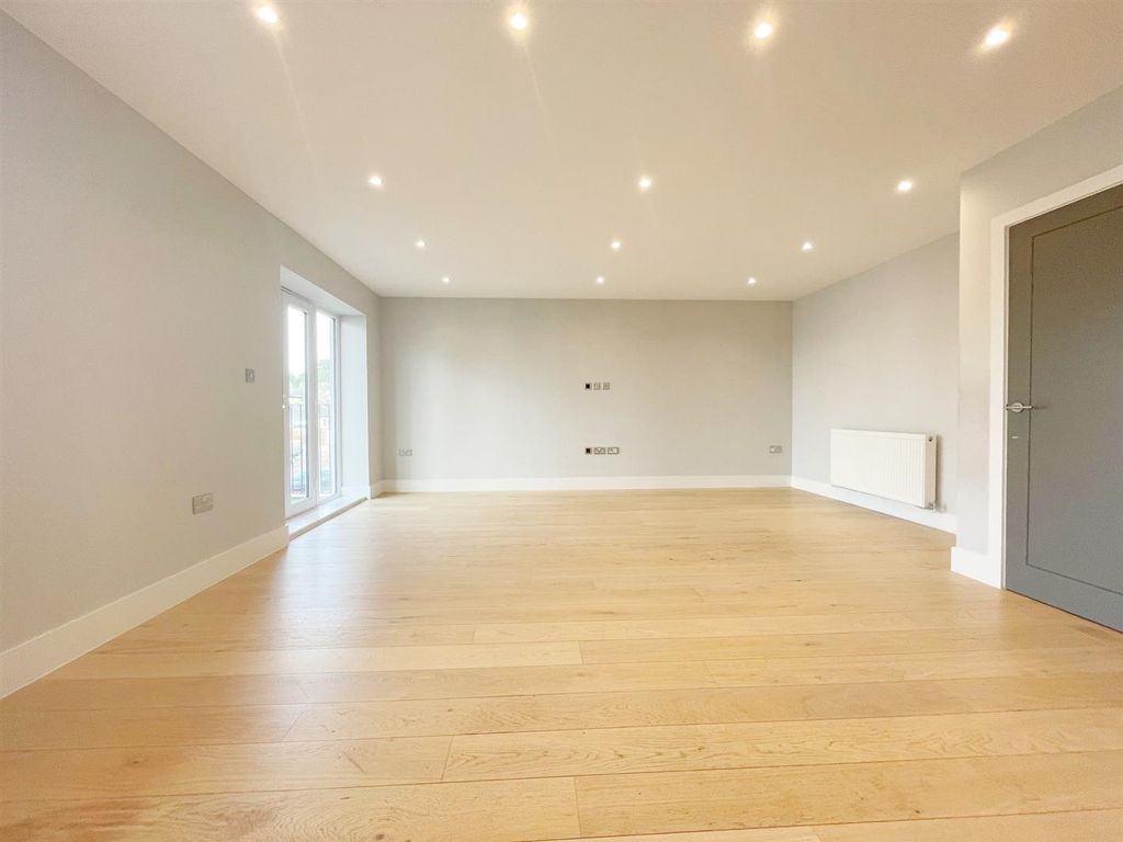 Property photo 1 of 10 1 Bedroom Apartment For Rent