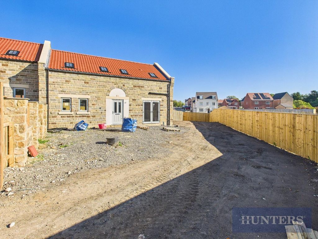 Property photo 1 of 5 Cam05316G0-Pr0230-Still002 (1).Jpg