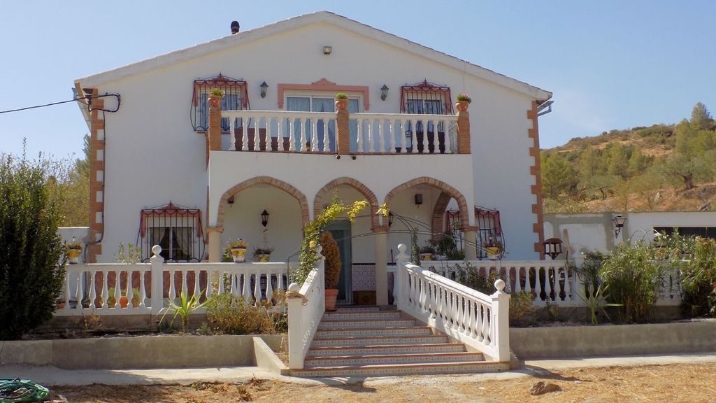 Property photo 1 of 10