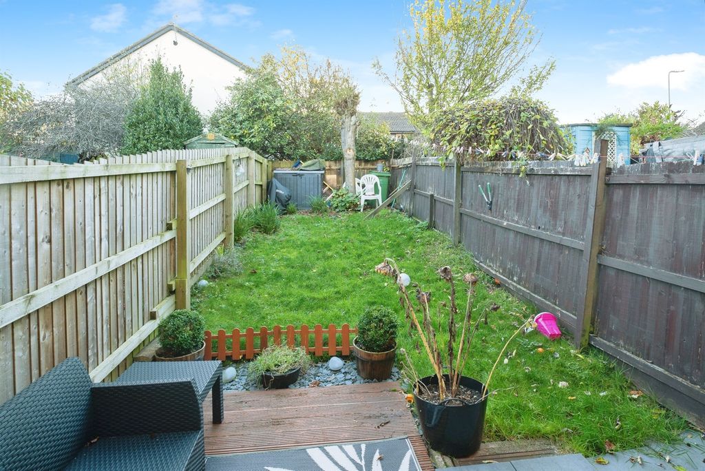 Property photo 3 of 17