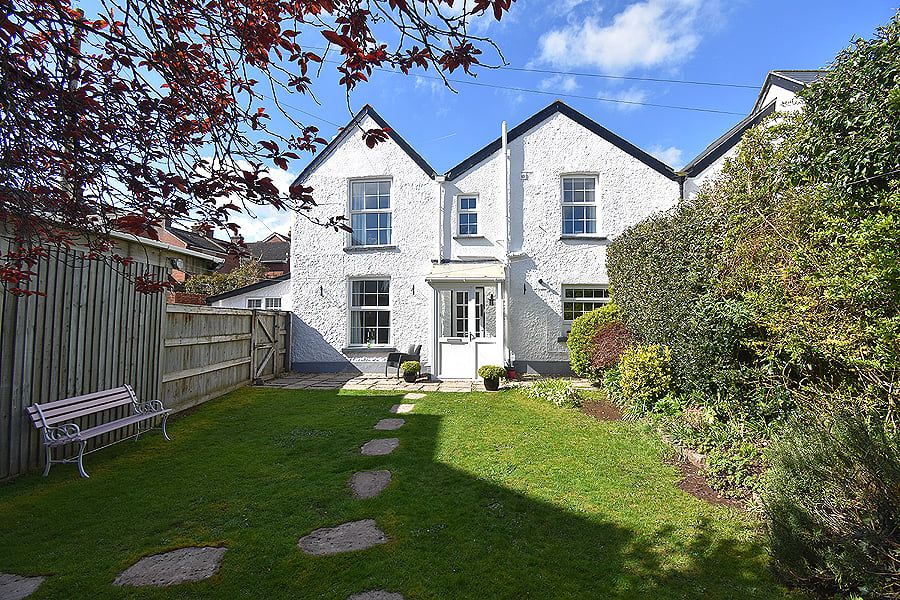 Property photo 1 of 15