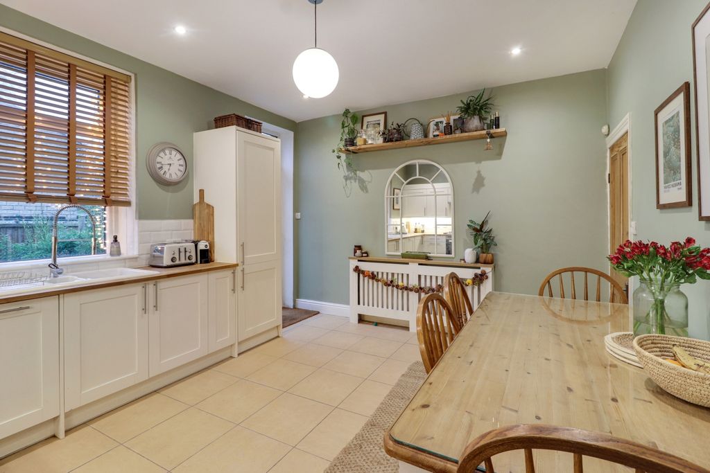 Property photo 3 of 18 Img_2017-Img_2019