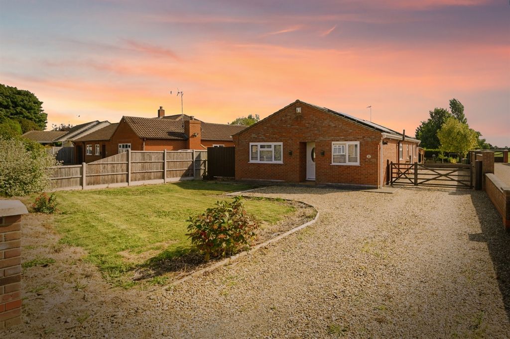 Property photo 1 of 34