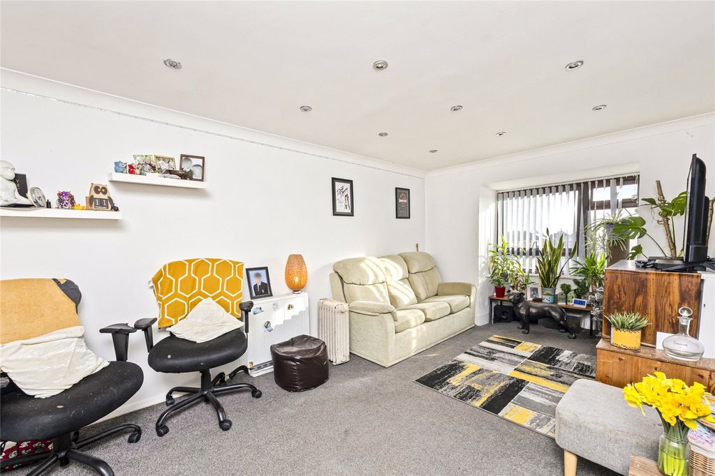 Property photo 2 of 11 Picture No. 09