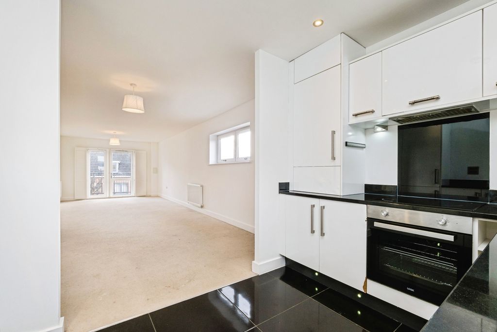 Property photo 3 of 16 Pbox-Img.Jpg