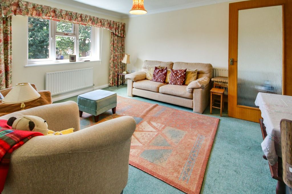 Property photo 2 of 9