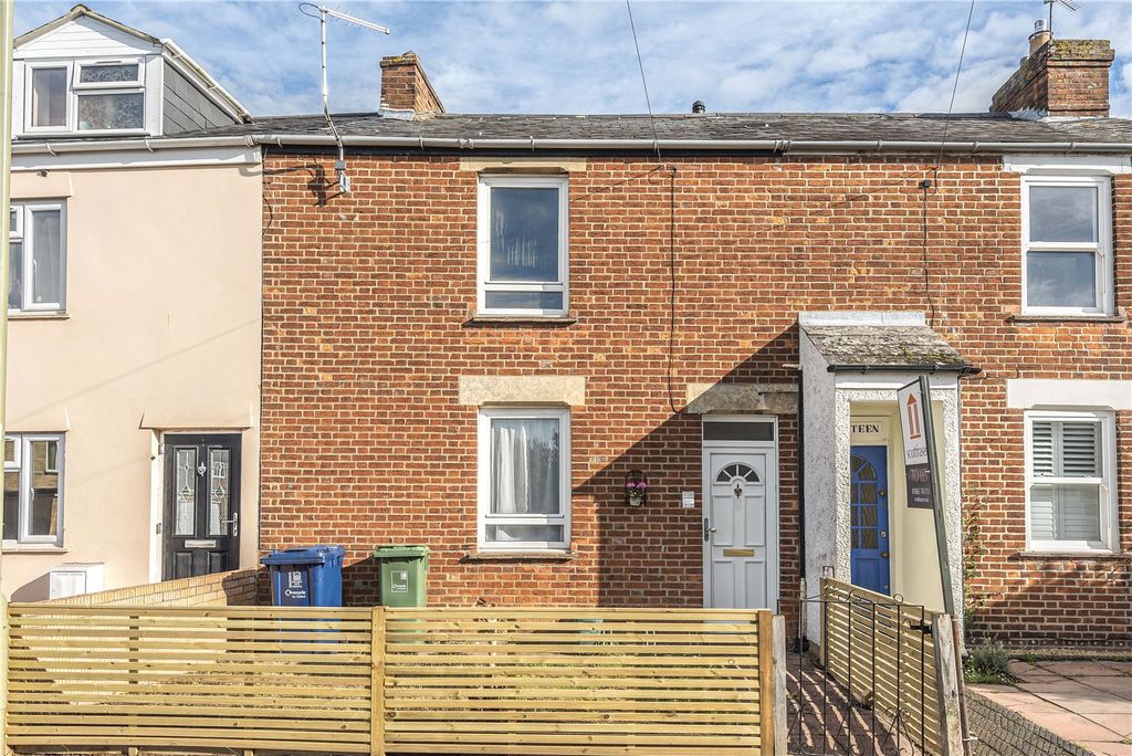 Property photo 1 of 10 External