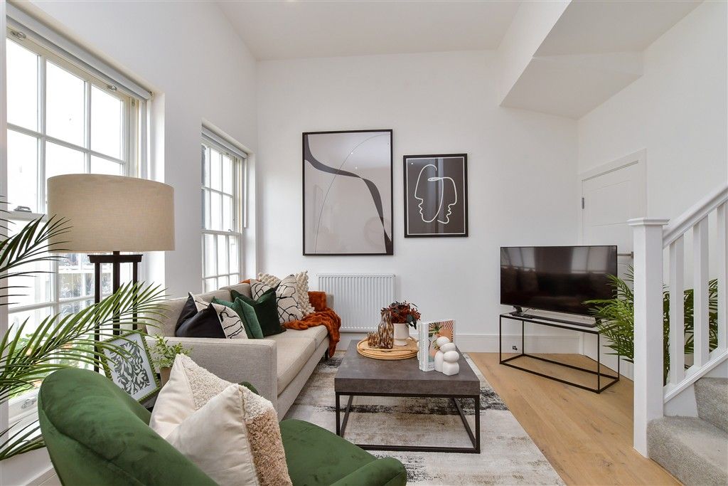 Property photo 1 of 11 Lounge/ Diner