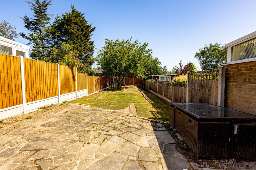 Property photo 2 of 22