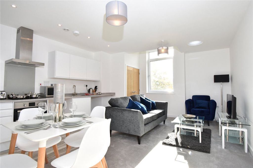 Property photo 2 of 6 Picture 2