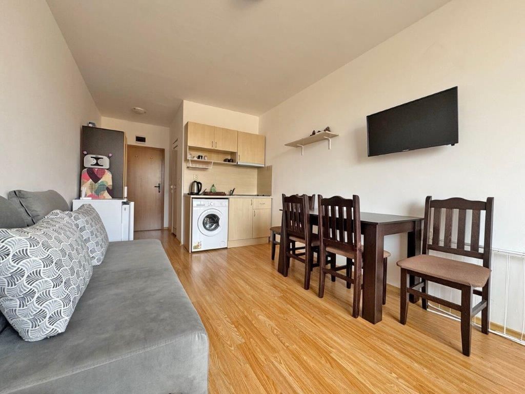 Property photo 2 of 10