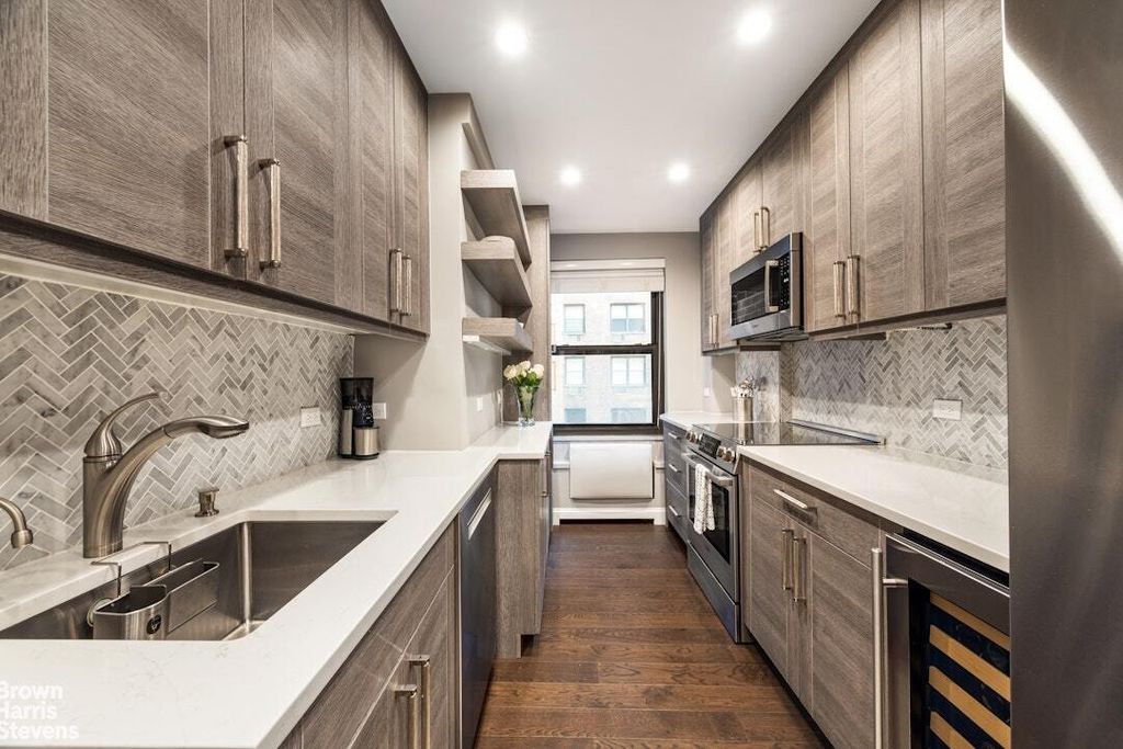 Property photo 3 of 12 <Alttext/>