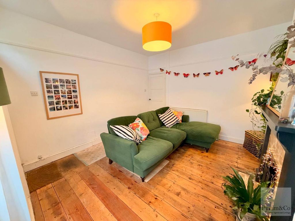 Property photo 2 of 19