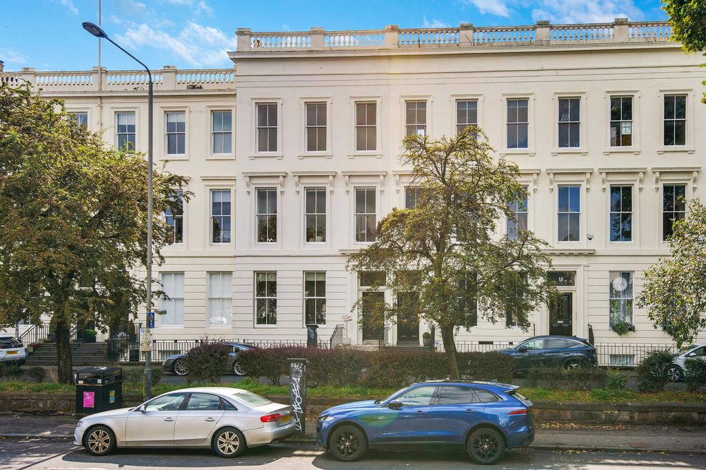 Property photo 1 of 17 1