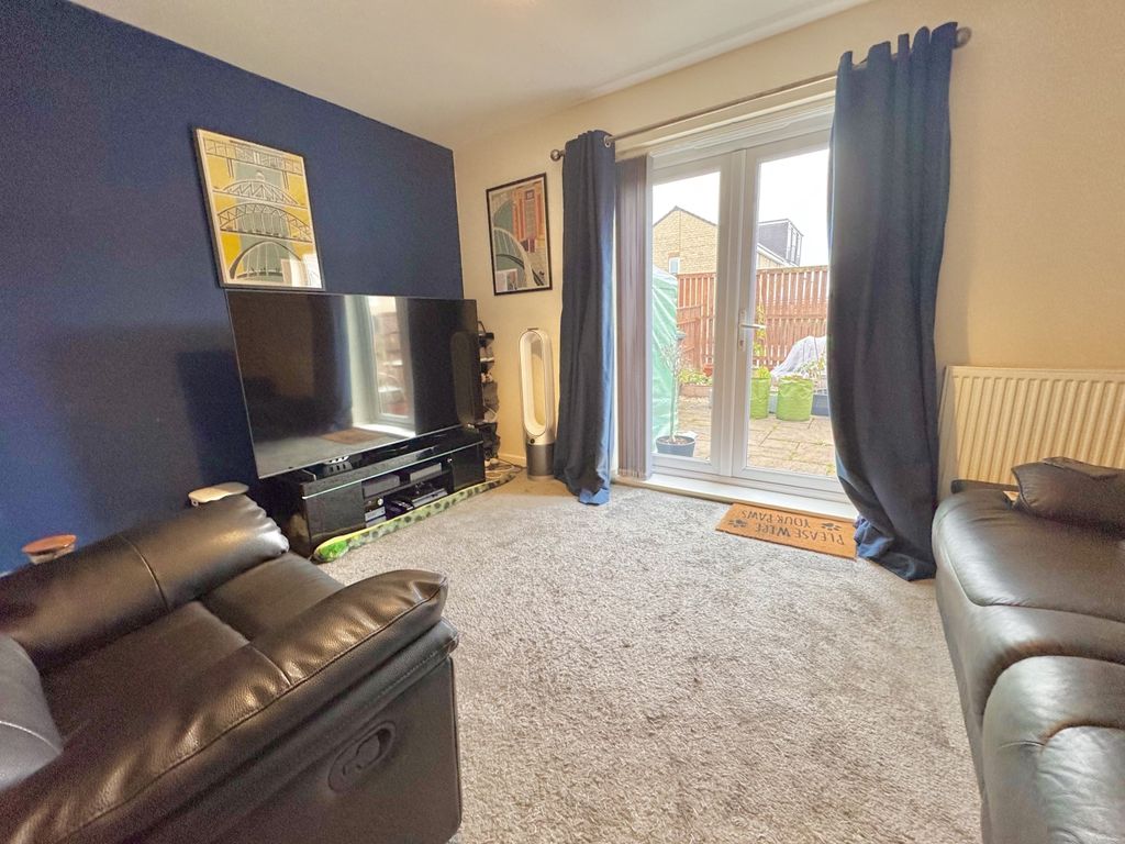 Property photo 3 of 16 Img_0168