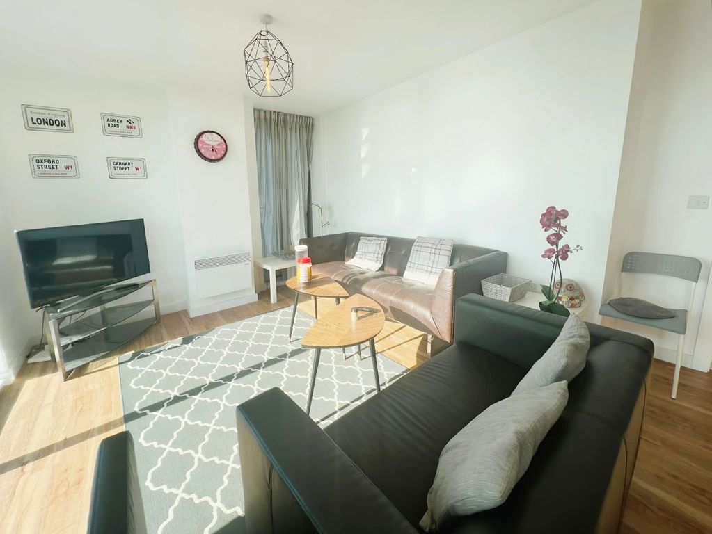 Property photo 3 of 8