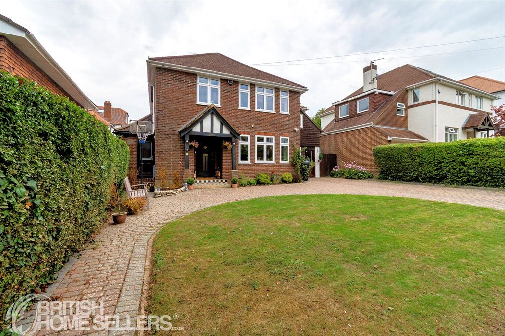 Property photo 2 of 27 Picture No. 05